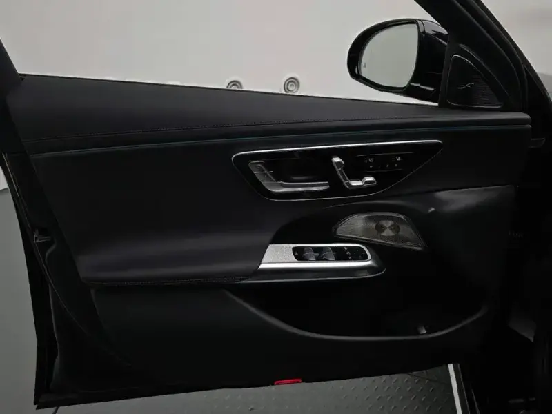 2025 Mercedes-Benz E-Класс с пробегом 1 434 км