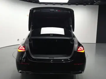 2025 Mercedes-Benz E-Класс с пробегом 1 434 км