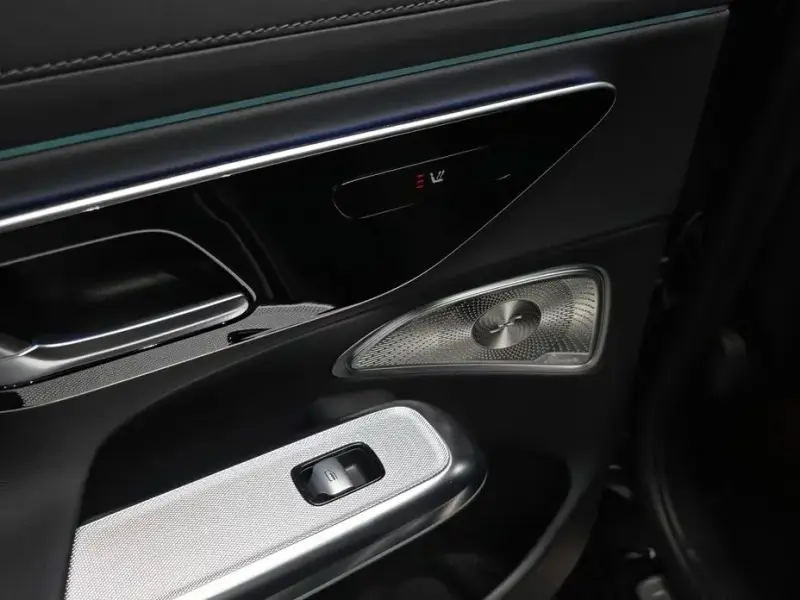 2025 Mercedes-Benz E-Класс с пробегом 1 434 км