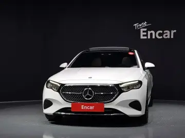 2025 Mercedes-Benz E-Класс с пробегом 26 028 км