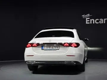 2025 Mercedes-Benz E-Класс с пробегом 26 028 км