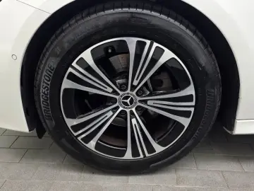2025 Mercedes-Benz E-Класс с пробегом 26 028 км