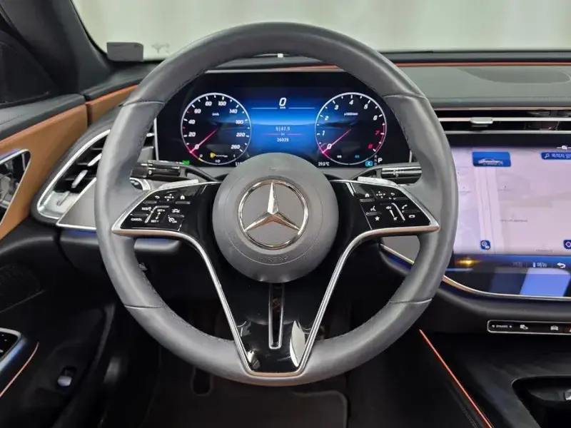 2025 Mercedes-Benz E-Класс с пробегом 26 028 км