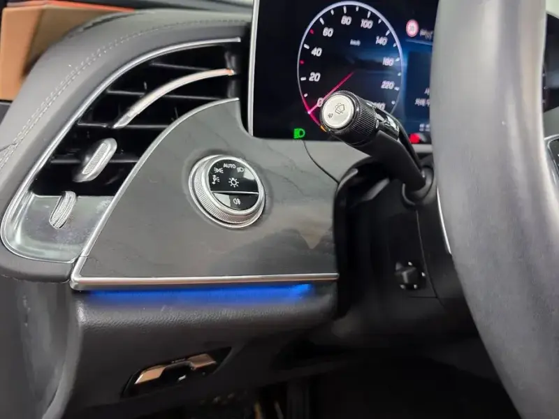 2025 Mercedes-Benz E-Класс с пробегом 26 028 км