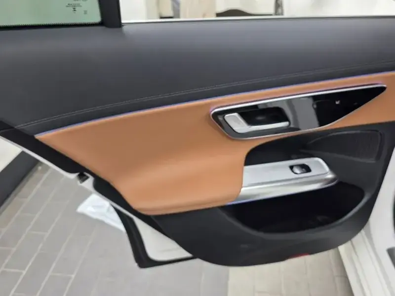 2025 Mercedes-Benz E-Класс с пробегом 26 028 км