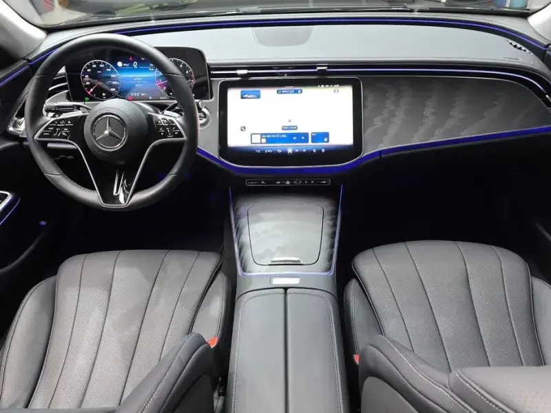 2025 Mercedes-Benz E-Класс с пробегом 11 717 км