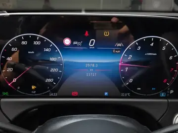 2025 Mercedes-Benz E-Класс с пробегом 11 717 км