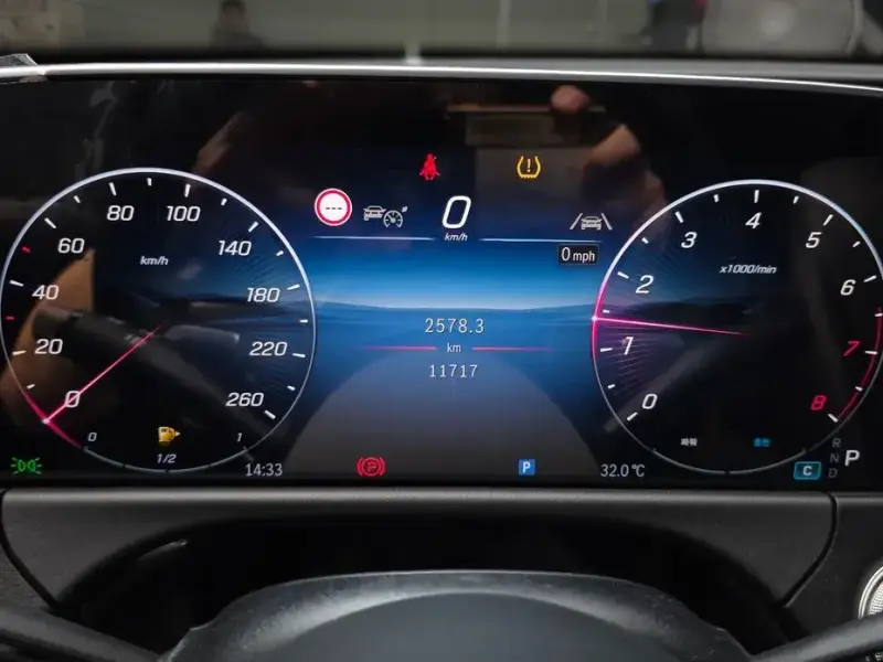 2025 Mercedes-Benz E-Класс с пробегом 11 717 км