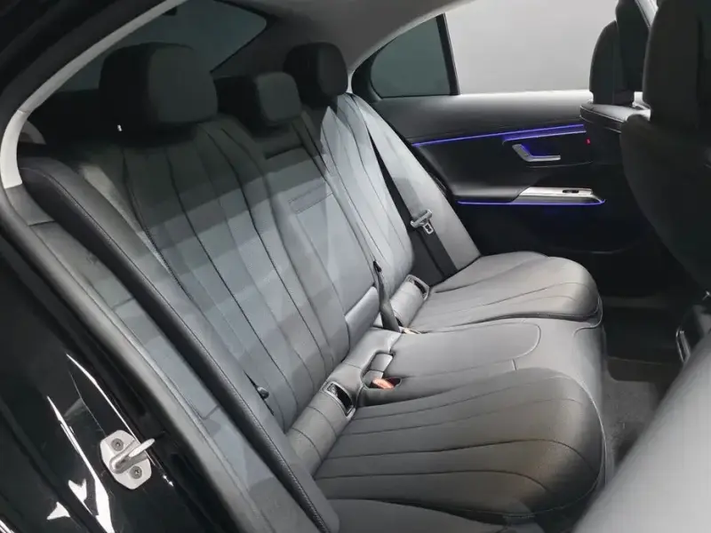 2025 Mercedes-Benz E-Класс с пробегом 11 717 км