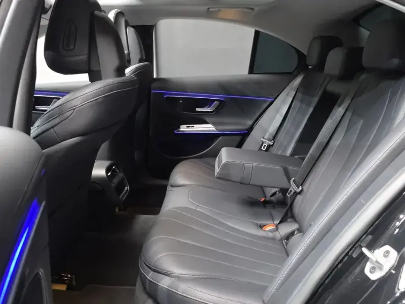 2025 Mercedes-Benz E-Класс с пробегом 11 717 км