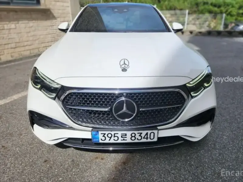 2025 Mercedes-Benz E-Класс с пробегом 28 042 км