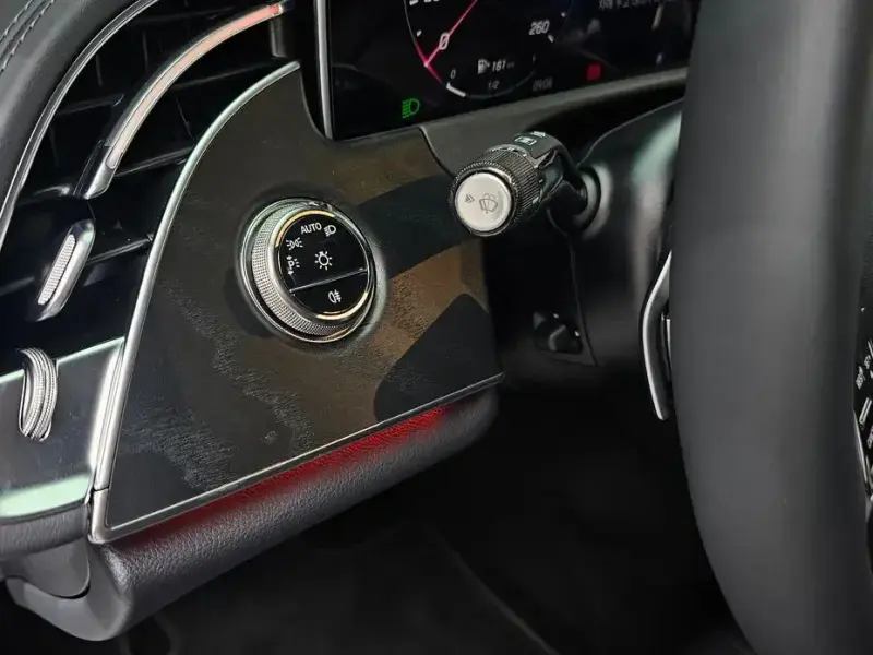 2025 Mercedes-Benz E-Класс с пробегом 4 535 км
