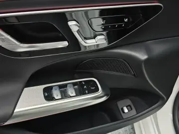 2025 Mercedes-Benz E-Класс с пробегом 4 535 км