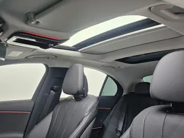 2025 Mercedes-Benz E-Класс с пробегом 4 535 км