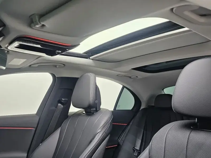2025 Mercedes-Benz E-Класс с пробегом 4 535 км