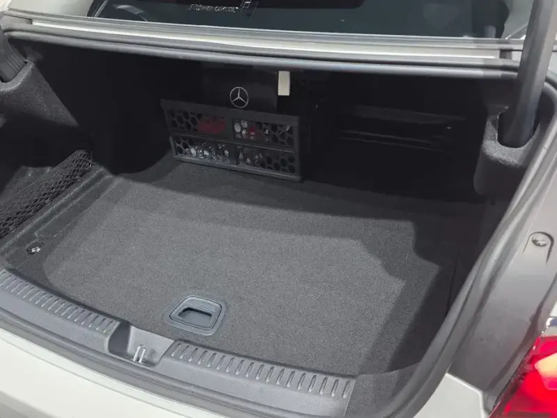 2025 Mercedes-Benz E-Класс с пробегом 4 535 км