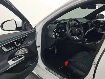 2025 Mercedes-Benz E-Класс с пробегом 9 641 км
