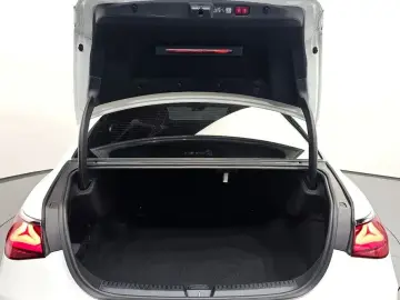 2025 Mercedes-Benz E-Класс с пробегом 9 641 км