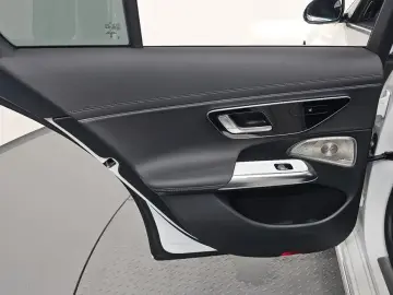 2025 Mercedes-Benz E-Класс с пробегом 9 641 км