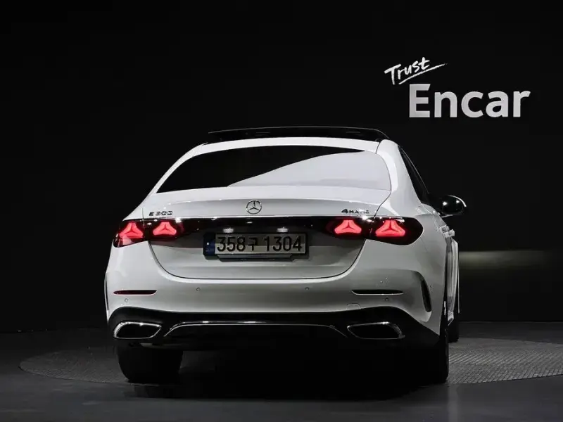 2024 Mercedes-Benz E-Класс с пробегом 29 729 км