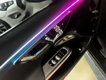 2025 Mercedes-Benz E-Класс с пробегом 4 040 км