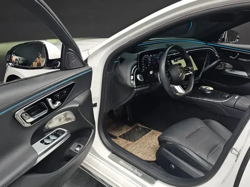 2024 Mercedes-Benz E-Класс с пробегом 29 729 км