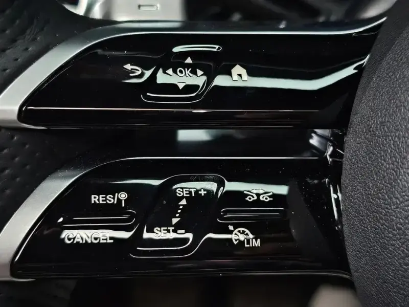 2024 Mercedes-Benz E-Класс с пробегом 29 729 км