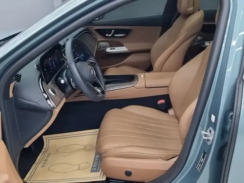 2024 Mercedes-Benz E-Класс с пробегом 16 478 км