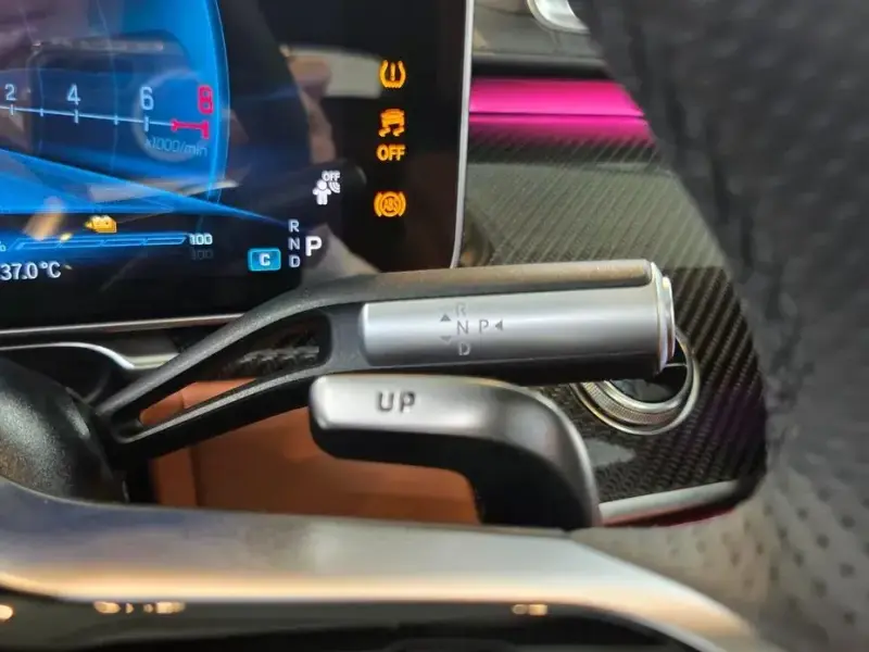 2025 Mercedes-Benz E-Класс с пробегом 9 650 км
