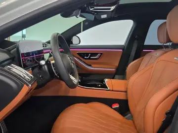 2025 Mercedes-Benz E-Класс с пробегом 9 650 км