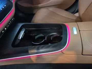 2025 Mercedes-Benz E-Класс с пробегом 9 650 км
