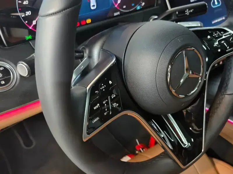 2025 Mercedes-Benz E-Класс с пробегом 9 650 км