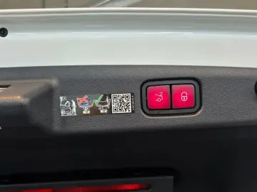 2025 Mercedes-Benz E-Класс с пробегом 9 650 км