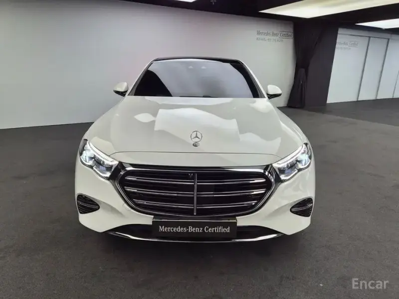2025 Mercedes-Benz E-Класс с пробегом 12 254 км