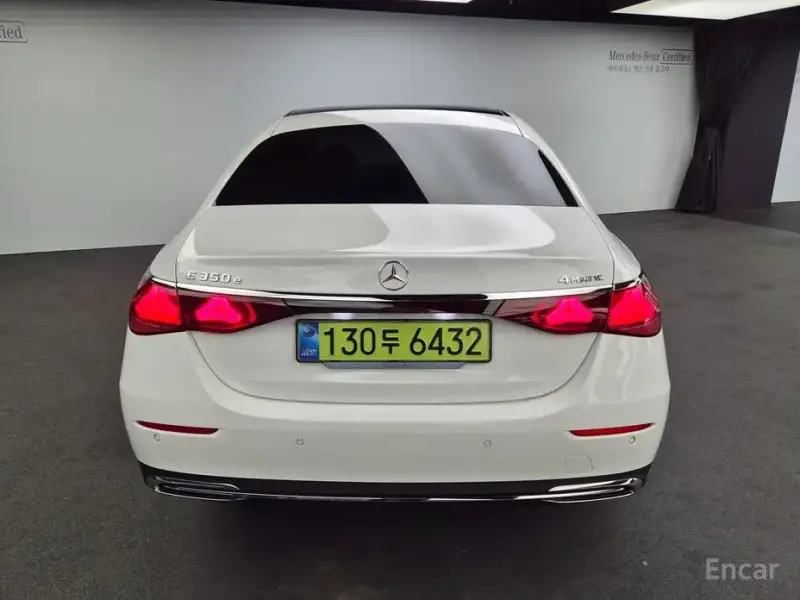 2025 Mercedes-Benz E-Класс с пробегом 12 254 км