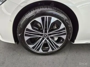 2025 Mercedes-Benz E-Класс с пробегом 12 254 км