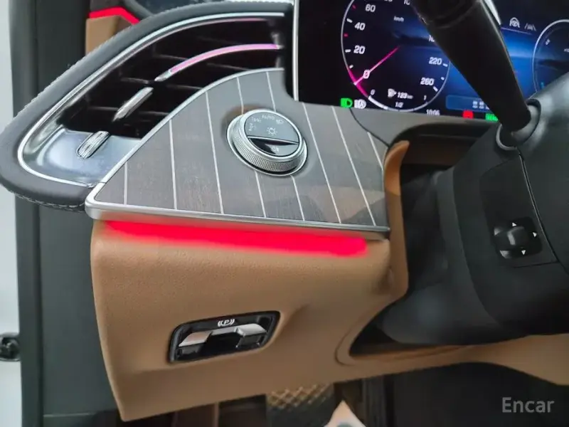 2025 Mercedes-Benz E-Класс с пробегом 12 254 км