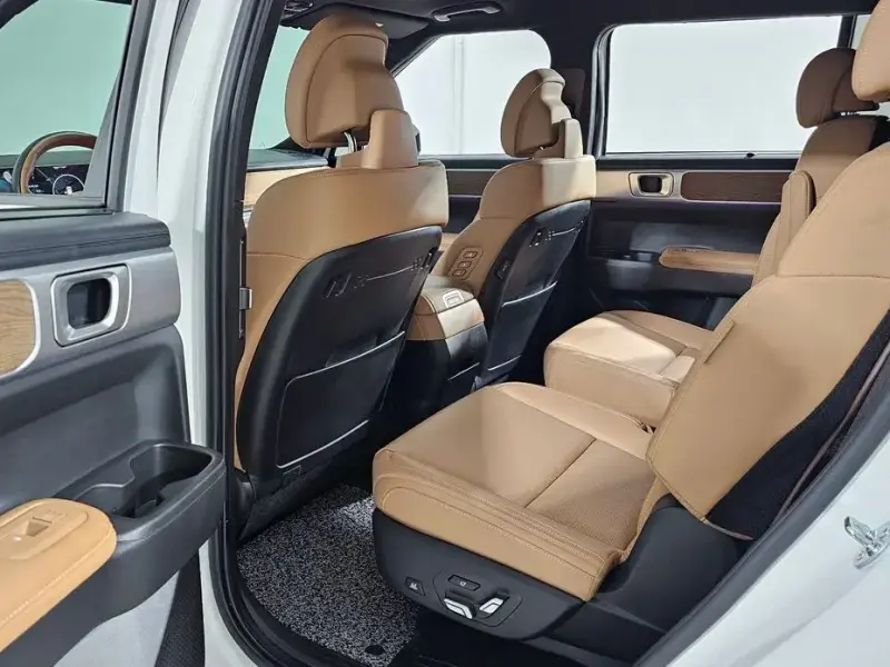 2024 Hyundai Santa Fe с пробегом 30 196 км