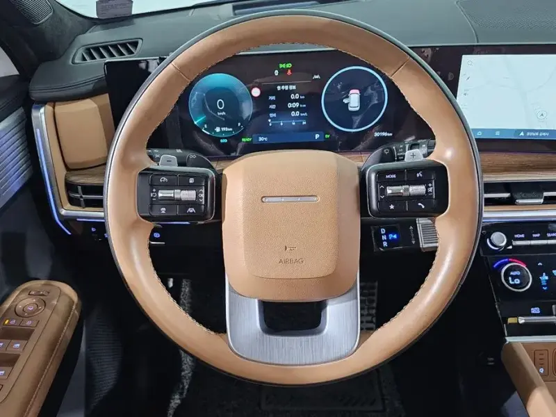 2024 Hyundai Santa Fe с пробегом 30 196 км
