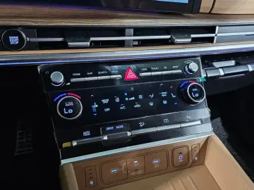 2024 Hyundai Santa Fe с пробегом 30 196 км