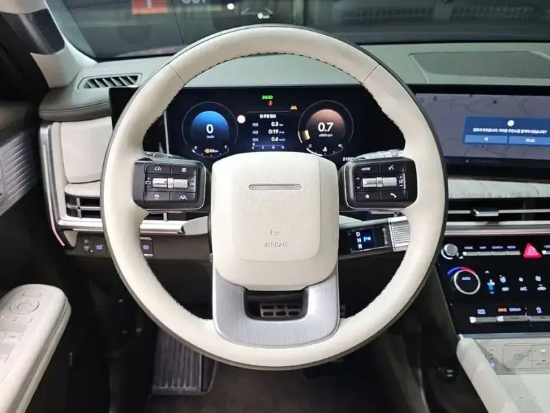 2024 Hyundai Santa Fe с пробегом 21 332 км