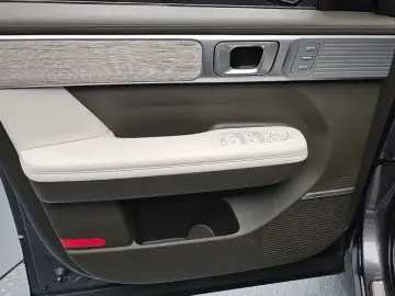 2024 Hyundai Santa Fe с пробегом 21 332 км