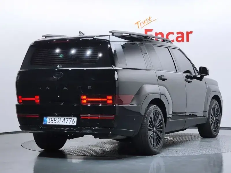 2025 Hyundai Santa Fe с пробегом 12 155 км