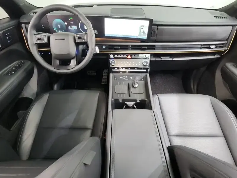 2025 Hyundai Santa Fe с пробегом 12 155 км
