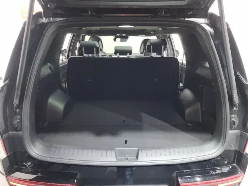 2025 Hyundai Santa Fe с пробегом 12 155 км