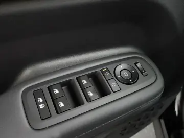 2025 Hyundai Santa Fe с пробегом 12 155 км