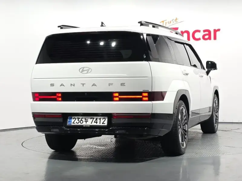 2024 Hyundai Santa Fe с пробегом 54 830 км