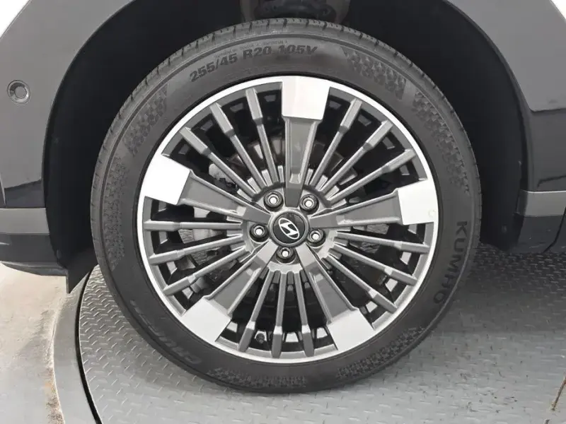 2024 Hyundai Santa Fe с пробегом 54 830 км