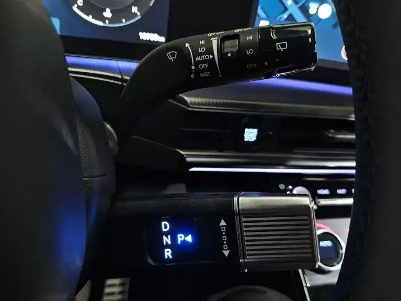 2024 Hyundai Santa Fe с пробегом 10 903 км