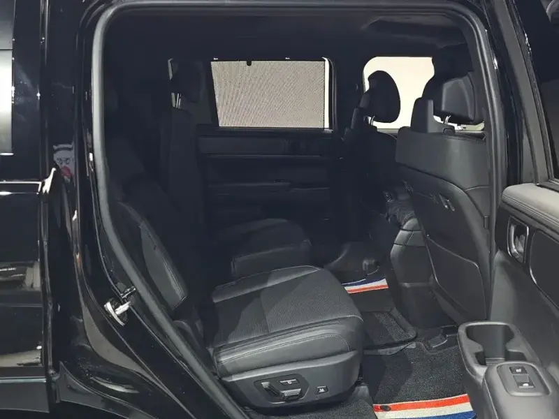 2024 Hyundai Santa Fe с пробегом 10 903 км